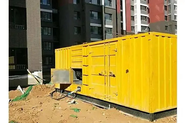 成华发电机租赁中燃油压力过低会对发动机的哪些部件造成损坏？